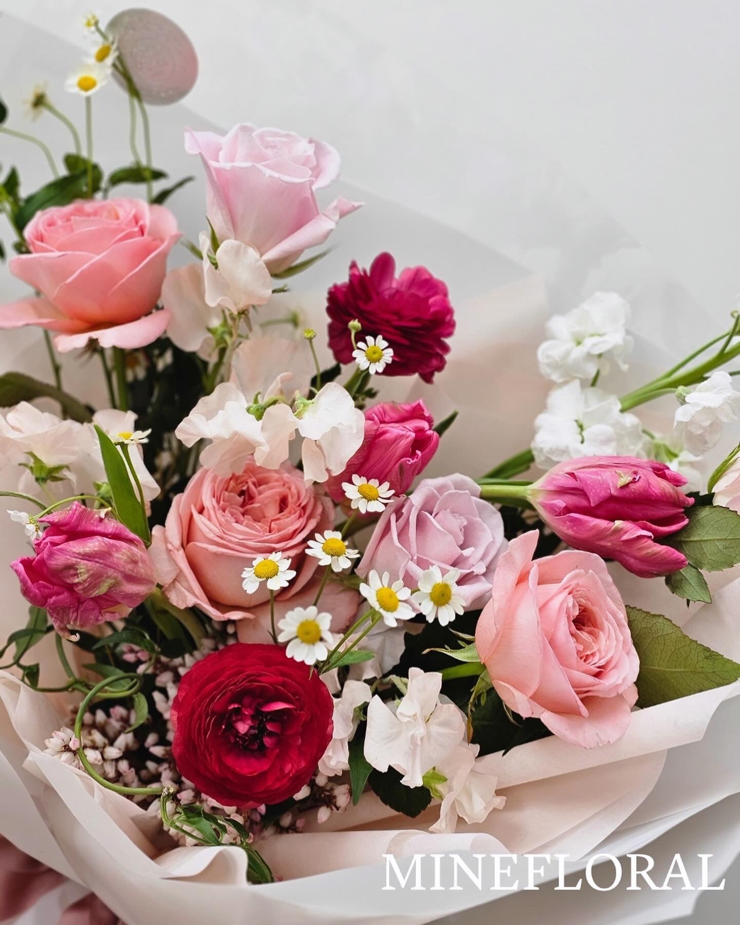 HOT ITEM - pink moon