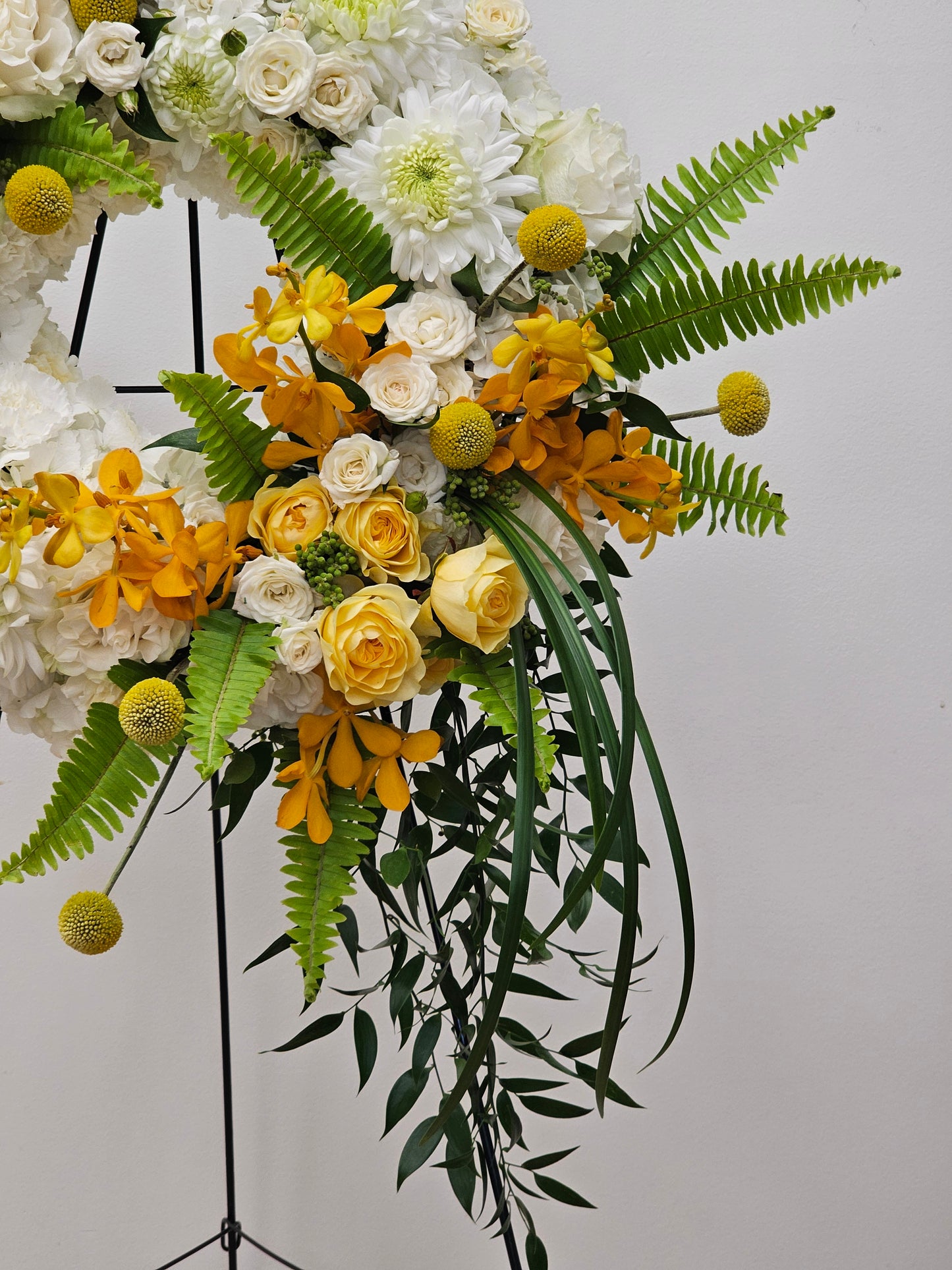 Standing Memorial Wreath