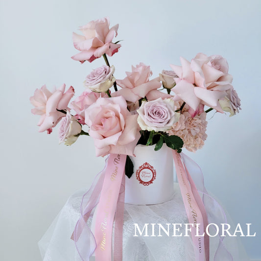signature rose box  W/S