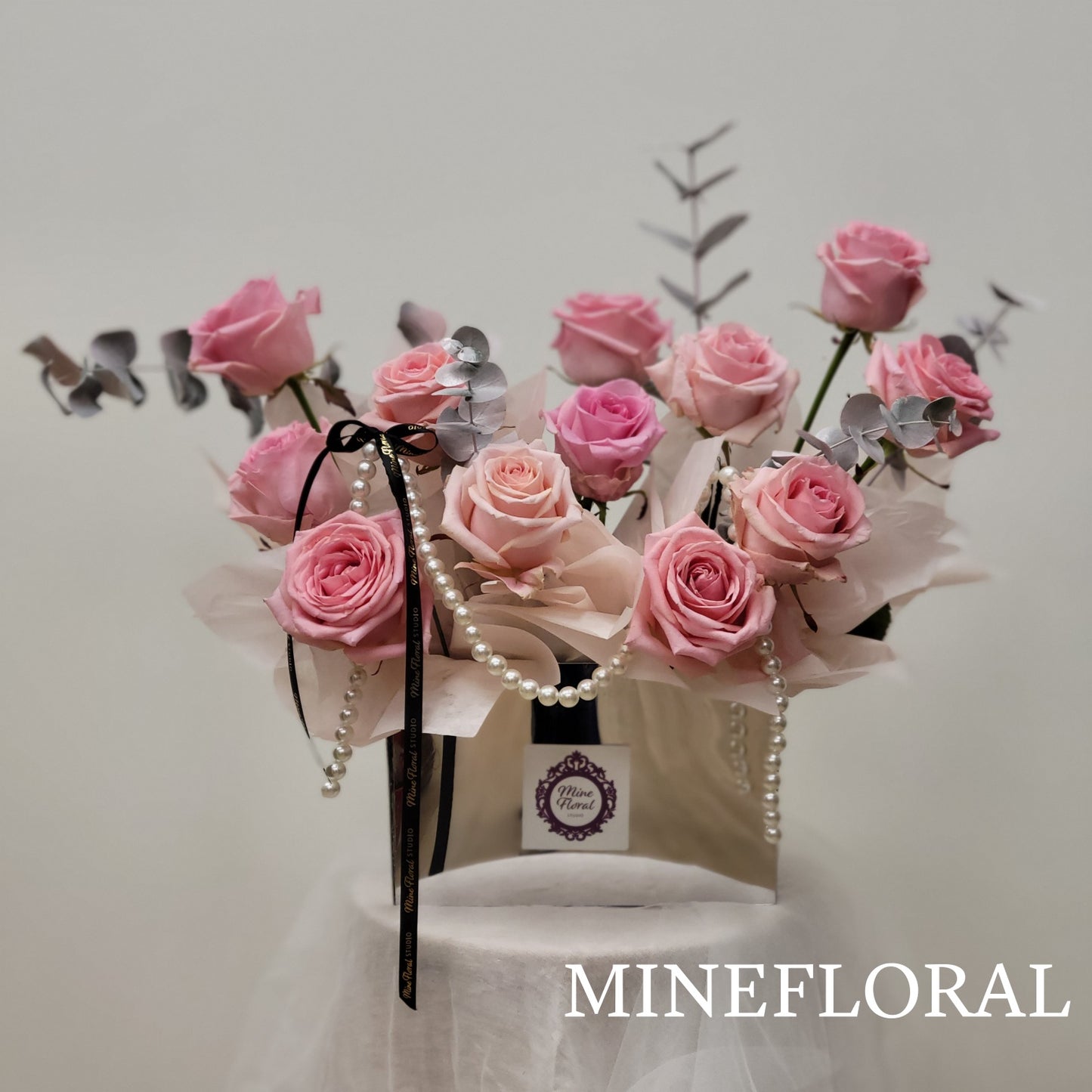 mirror box - P